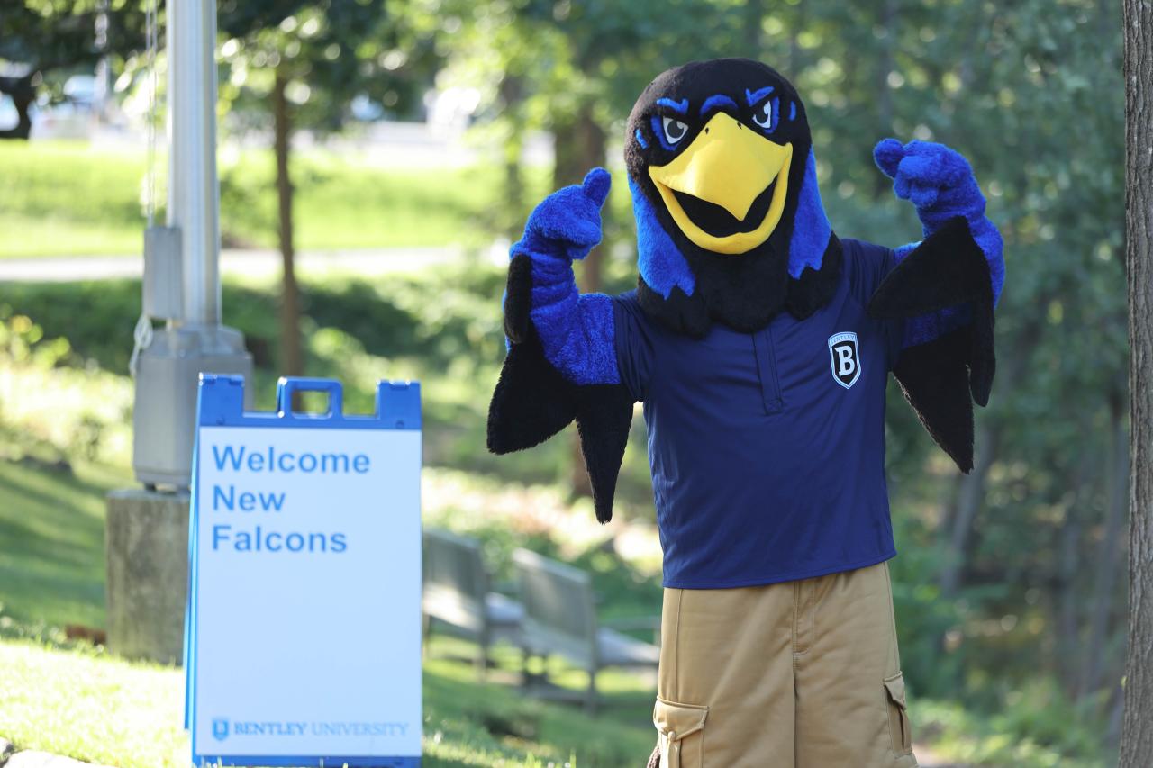 A Spirited Welcome to Campus for Bentley’s Class of 2027