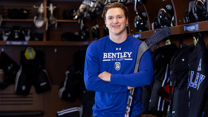 Bentley University men's hockey team forward Stephen Castagna '26