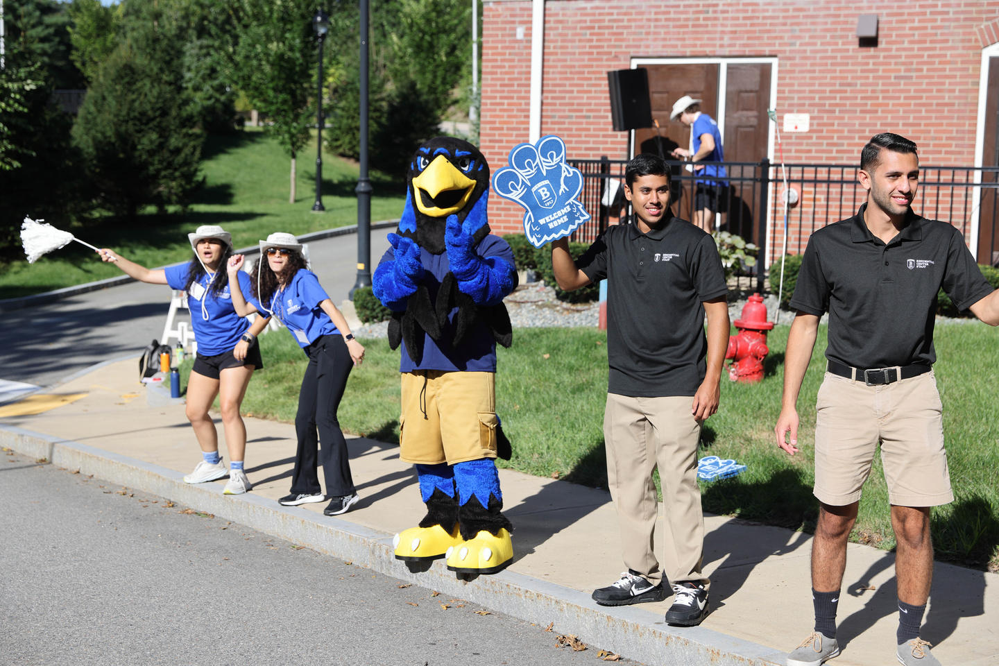 Flex and students on move in day